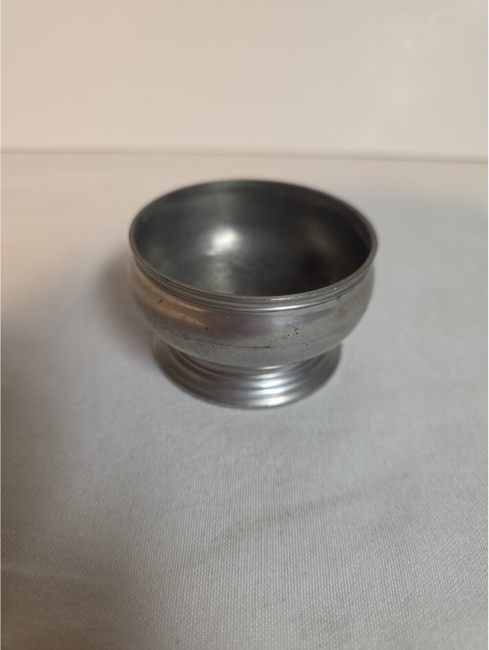 Vintage Stieff Pewter Colonial Williamsburg CW98-17 Open Salt Cellar Bowl Used